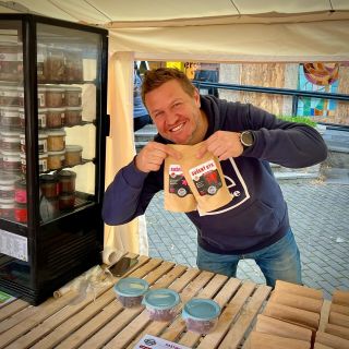 Rožmitálka nyní 🥳 Býk i Vepř se dočkali chilli kabátku. Přijďte ochutnat 🧡